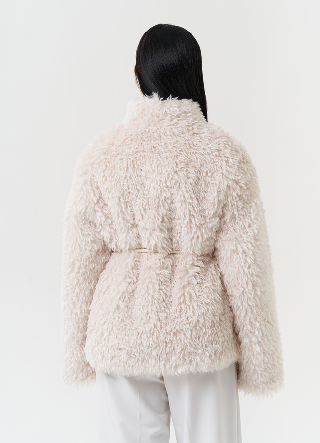 Шуба из эко меха под овчину модель № 31524 универмаг малина