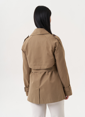 Женский жакет с английским воротником