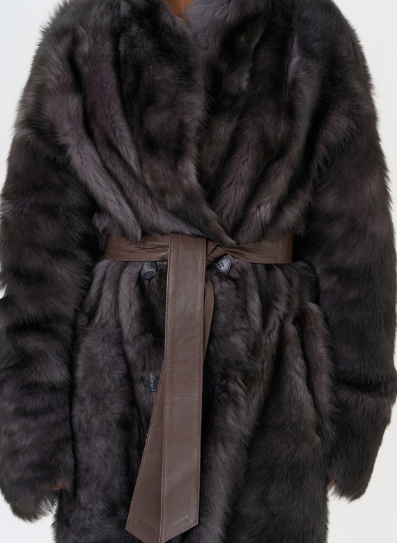 Женская двухсторонняя дубленка с поясом