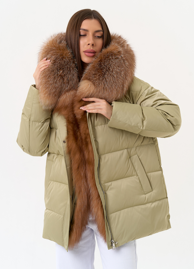 Женский пуховик с отделкой из меха рыжей лисы модель № 31439 меха малина