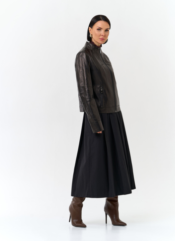 Женская куртка из натуральной кожи