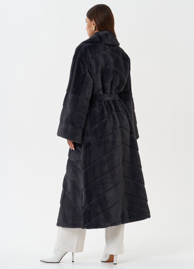 Длинное пальто из эко меха серого цвета модель № 28454 универмаг малина