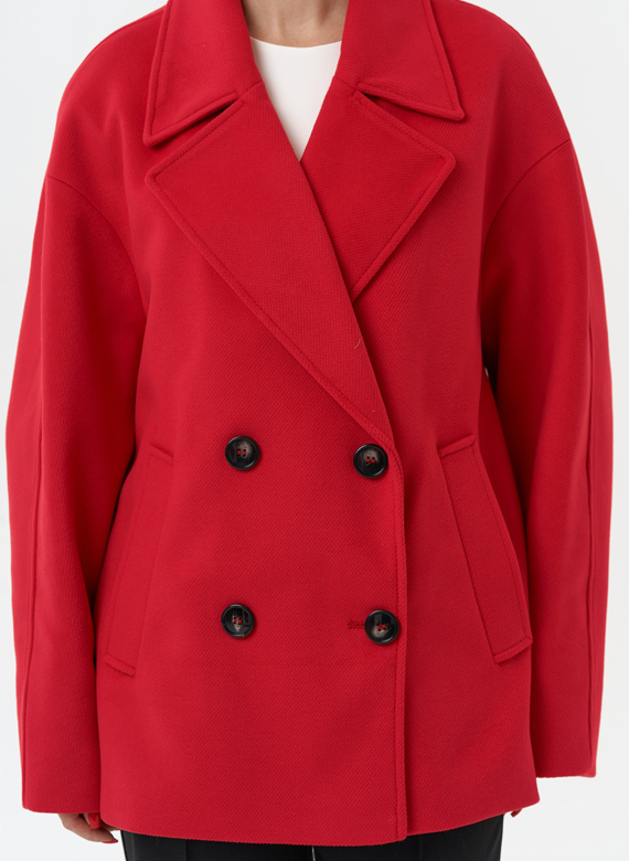 Укороченное двубортное пальто