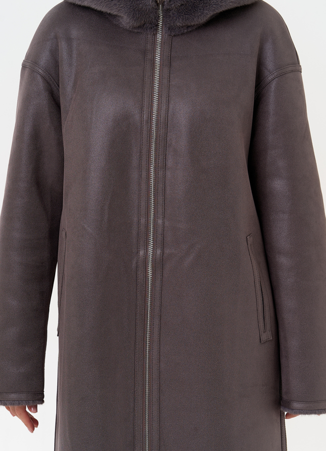 Женская двухсторонняя дубленка из эко замши с капюшоном модель № 31435 универмаг малина