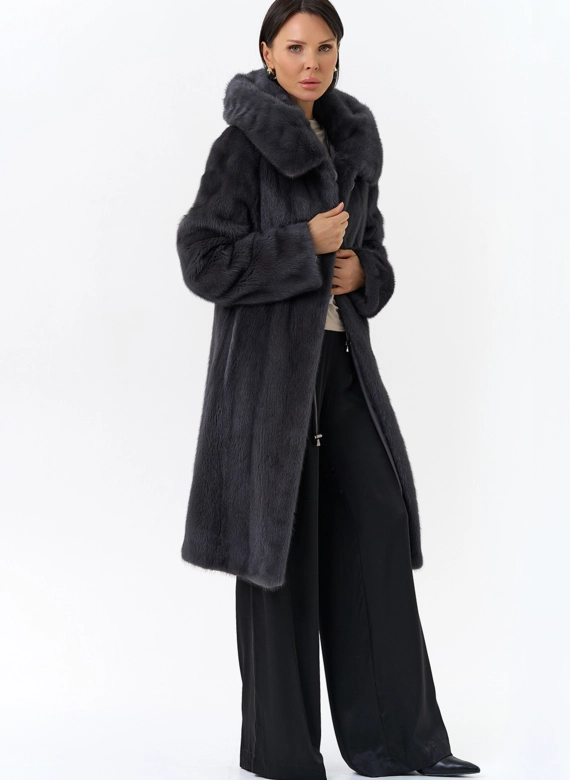 Норковая шуба годе/балетка в роспуск с капюшоном цвета графит