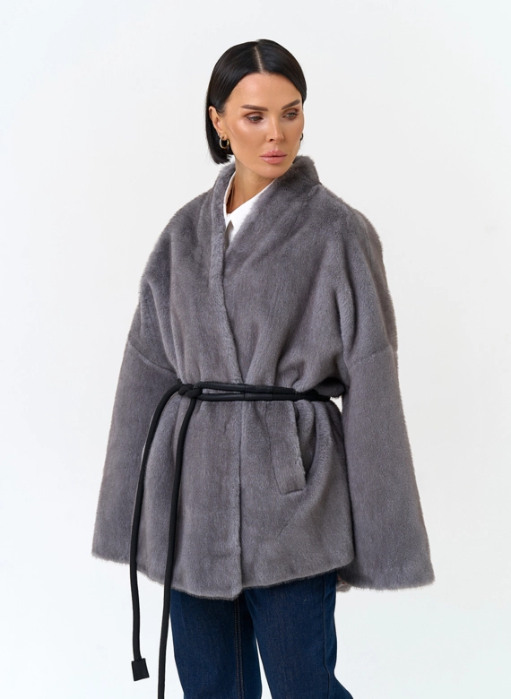 Женская шуба из эко меха фото