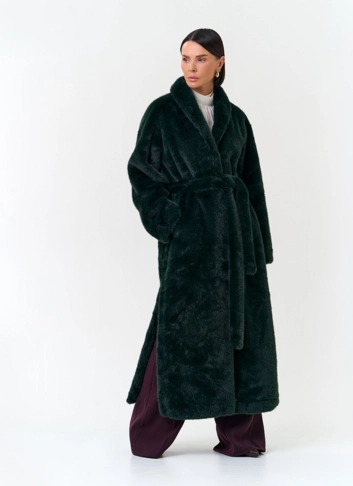 Удлиненная женская дубленка из эко меха