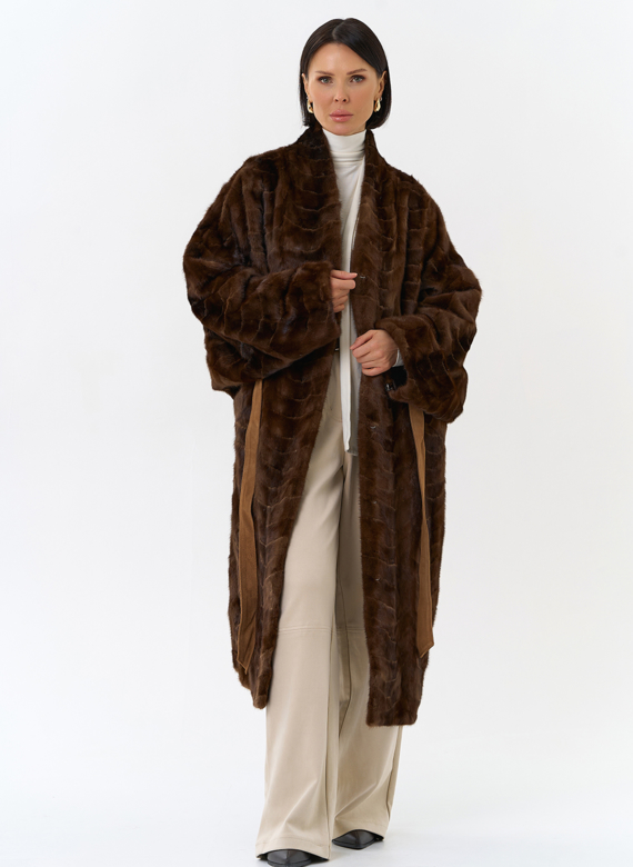 Шуба из меха норки с поясом