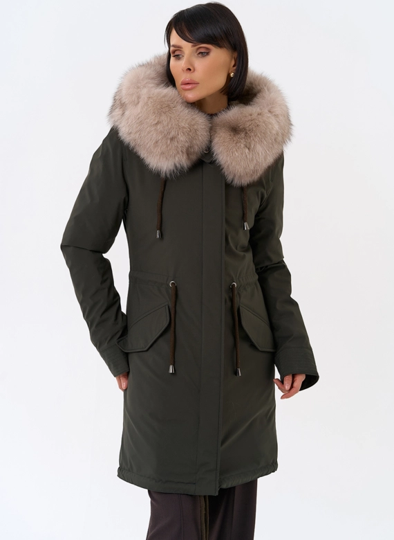Женская парка с капюшоном из меха песца