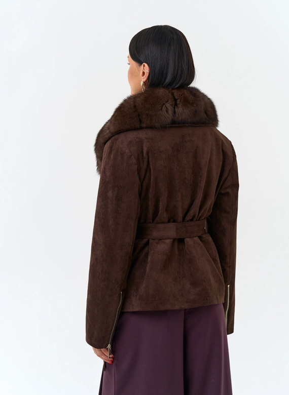 Женская куртка из эко замши фото