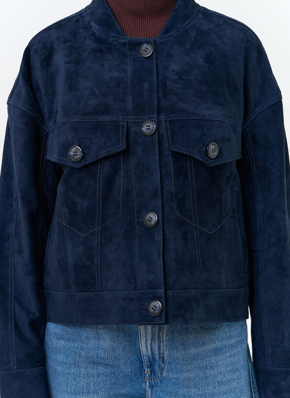 Женская куртка из натуральной замши синего цвета