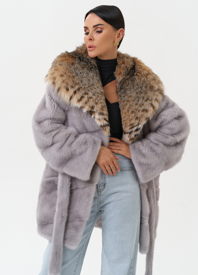 фото Женская шуба из меха норки с капюшоном из меха рыси модель № 31166