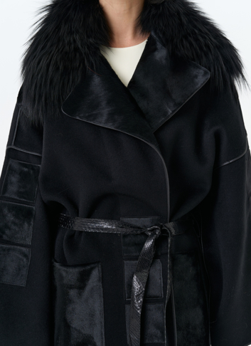 Женское длинное пальто с отделкой из меха лисы