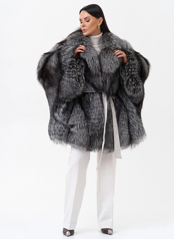 Шуба из чернобурой лисы фото